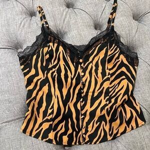Lulu’s Zebra pattern adjustable strap camisole size small